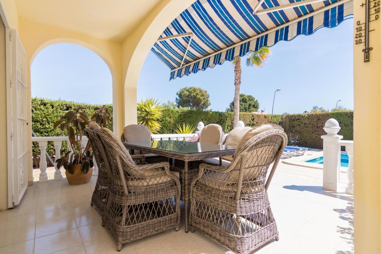 Charming One-Floor Villa With Private Pool In Los Balcones Torrevieja Exterior photo
